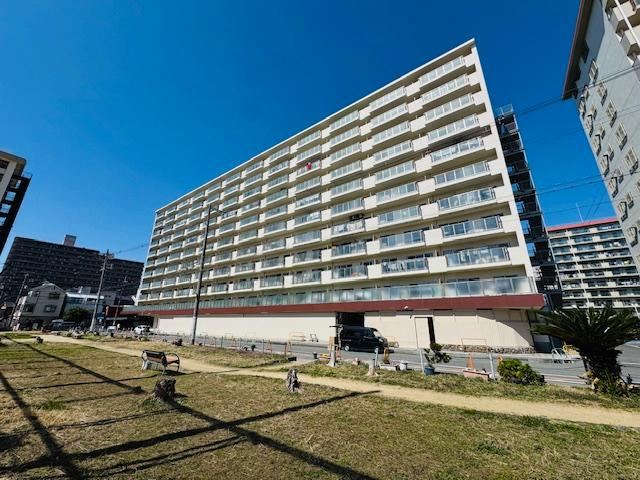 4LDK apartment in Hirano Ward, Osaka - Photo 1