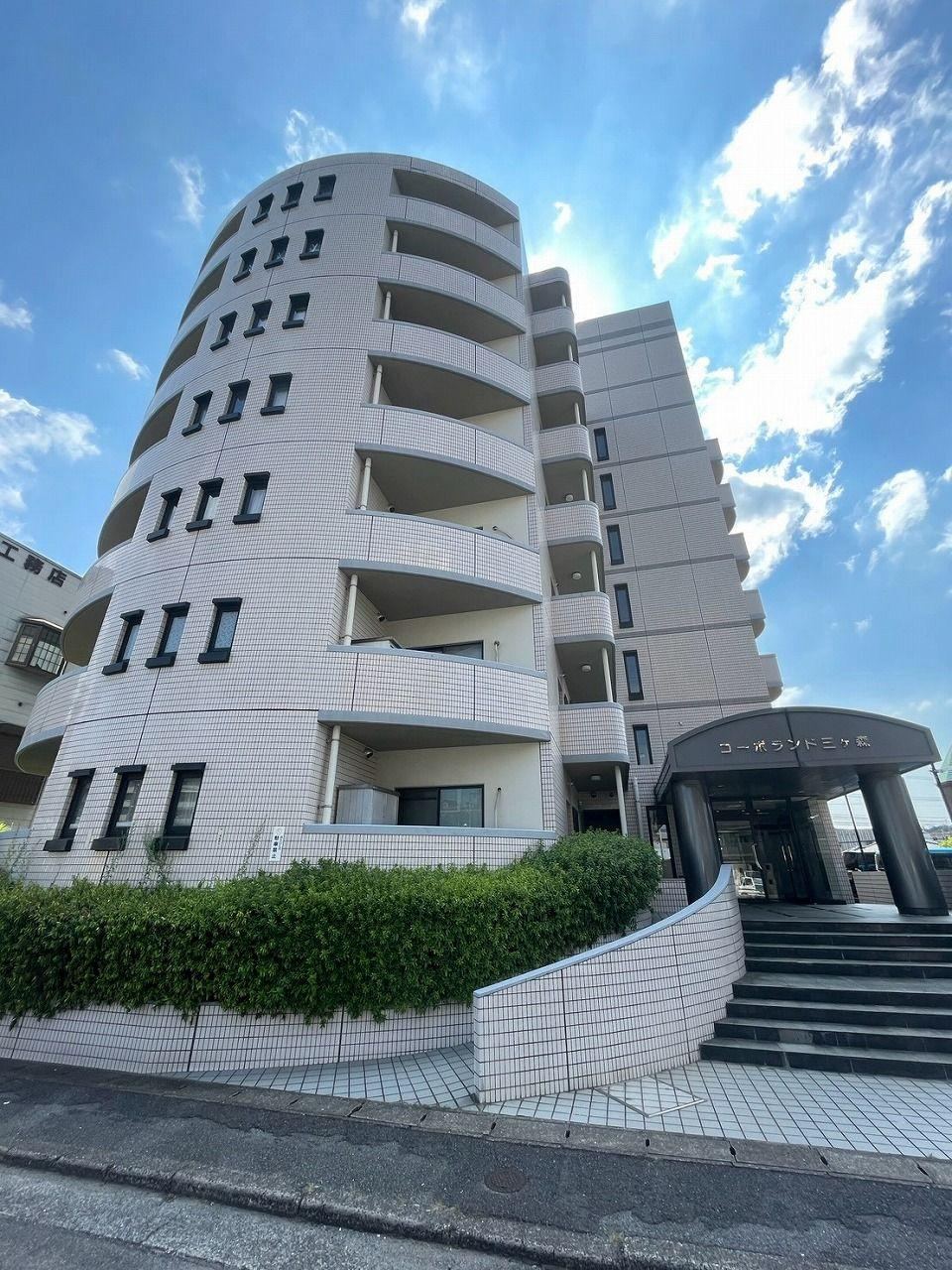 3LDK apartment in Yahatanishi Ward, Kitakyushu, Fukuoka - Photo 1