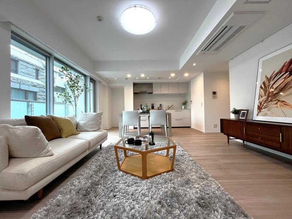 3LDK apartment in Meguro Ward, Tokyo - Photo 1