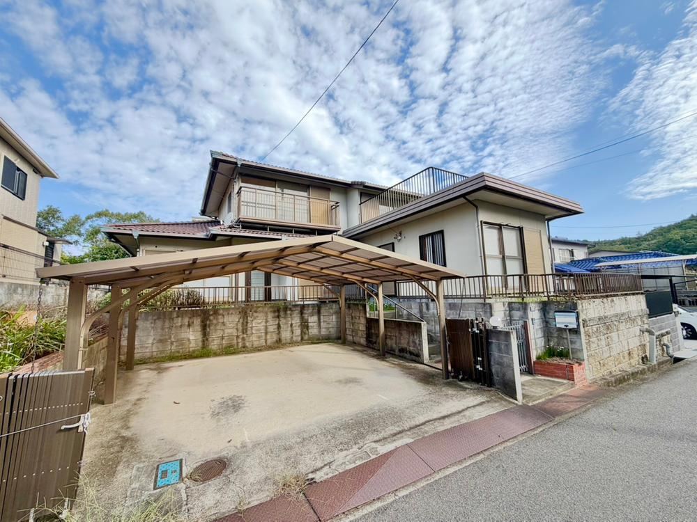 6DK house in Higashi Ward, Okayama - Photo 1