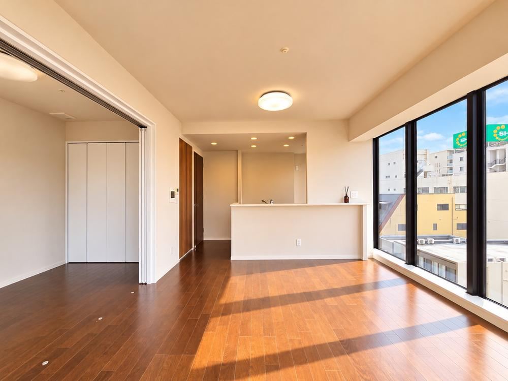 3LDK apartment in Kita Ward, Osaka - Photo 1