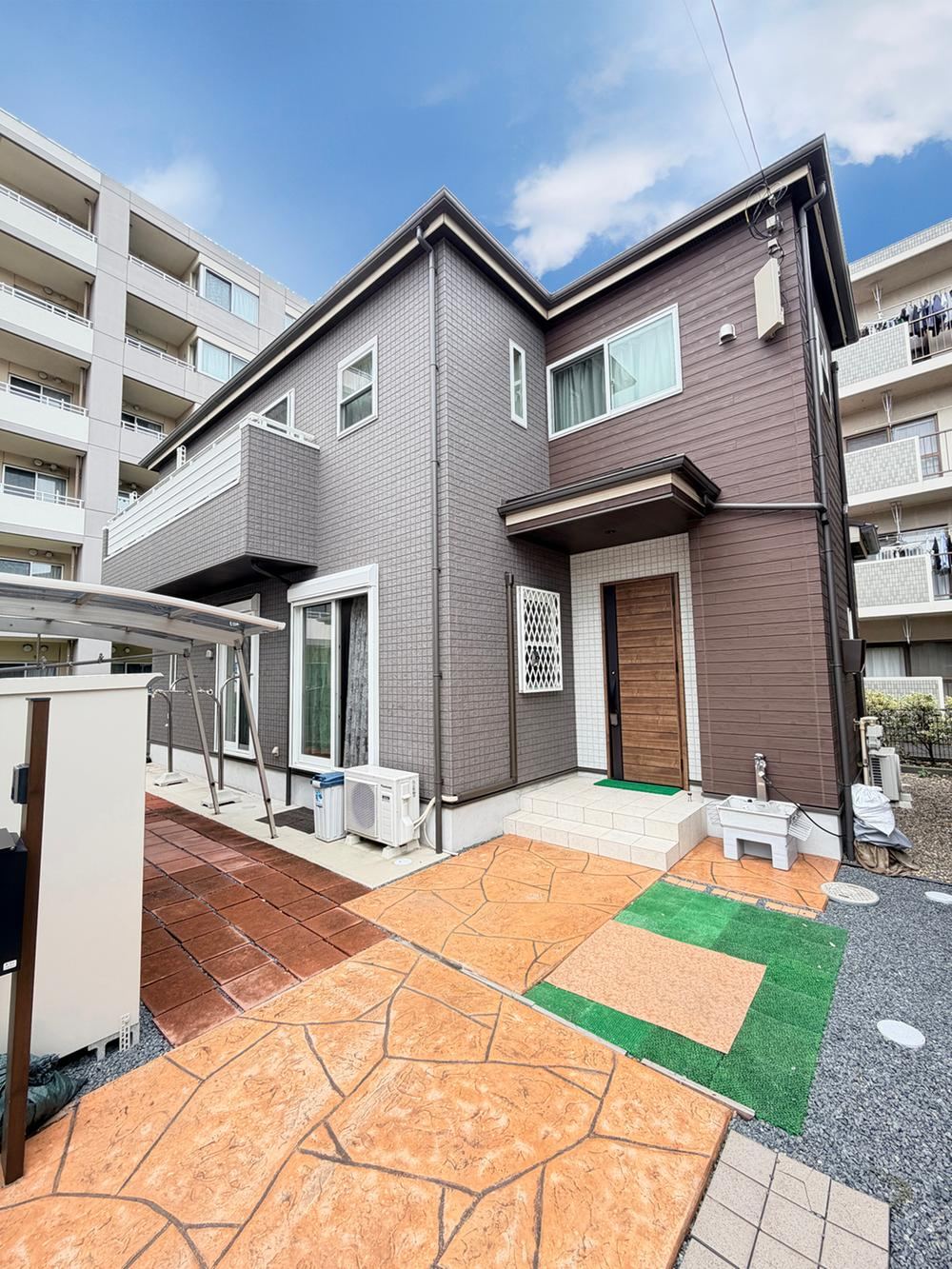 3LDK house in Inage Ward, Chiba - Photo 1