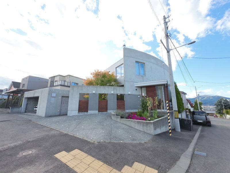 6LDK house in Toyohira Ward, Sapporo, Hokkaido - Photo 1