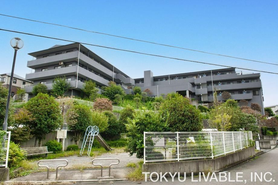 2LDK apartment in Fujisawa, Kanagawa - Photo 1