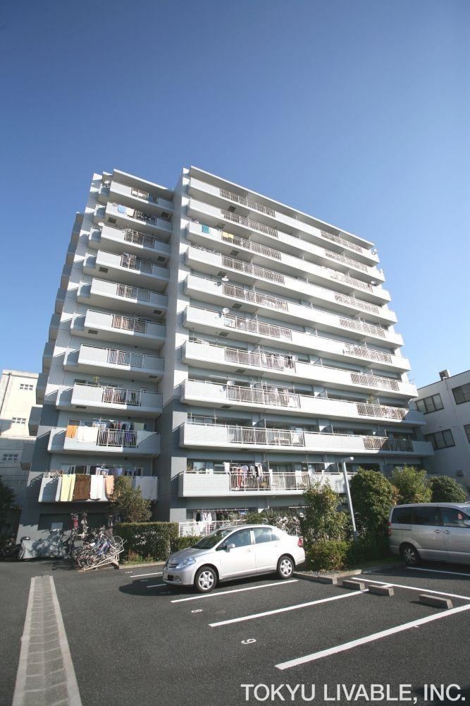 3LDK apartment in Kanazawa Ward, Yokohama, Kanagawa - Photo 1