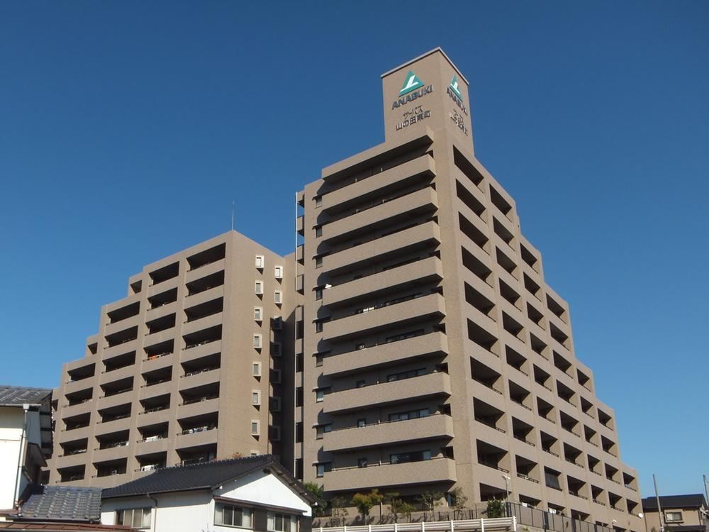 3LDK apartment in Shimonoseki, Yamaguchi - Photo 1