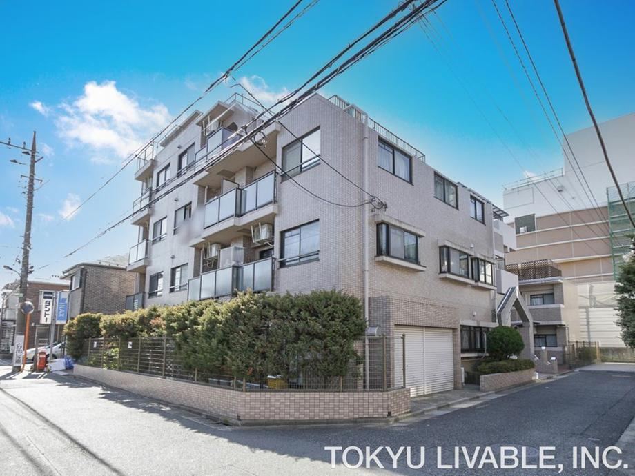 3DK apartment in Nerima Ward, Tokyo - Photo 1