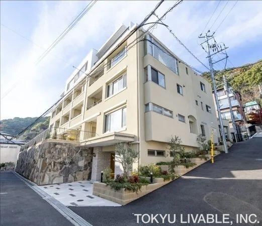 4LDK apartment in Chuo Ward, Kobe, Hyogo - Photo 1