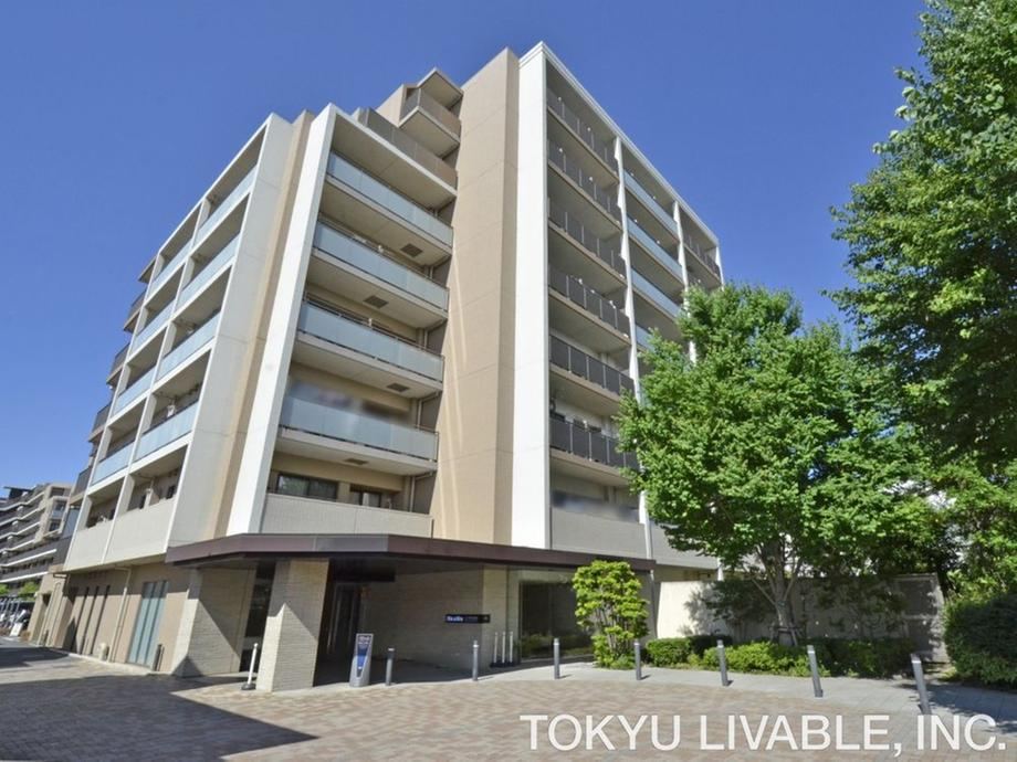 3LDK apartment in Kodaira, Tokyo - Photo 1
