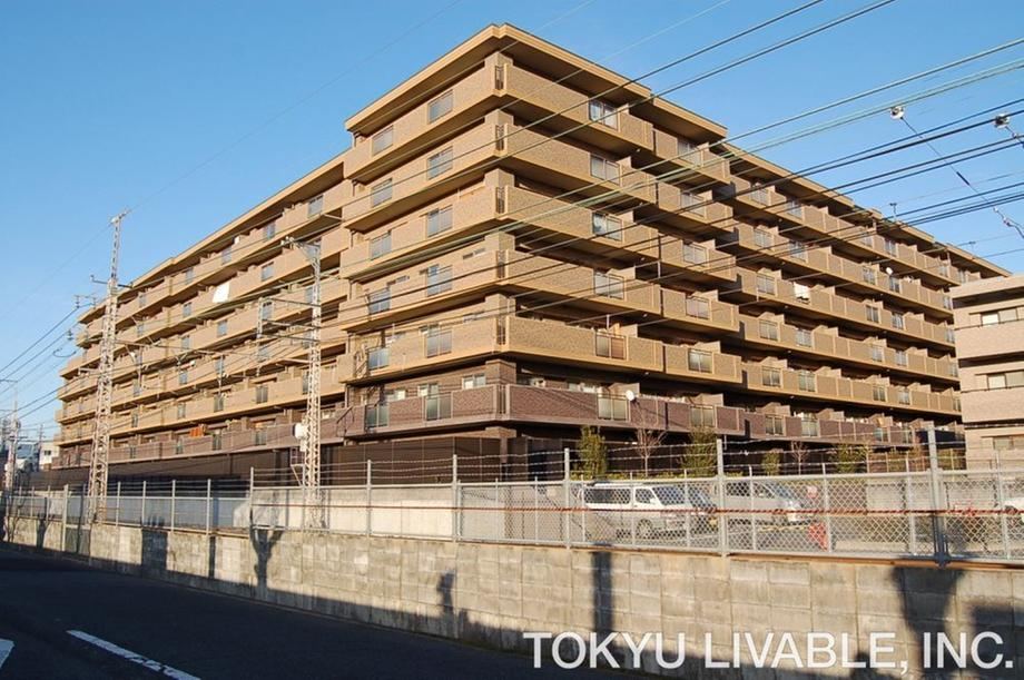2LDK+S apartment in Uji, Kyoto - Photo 1
