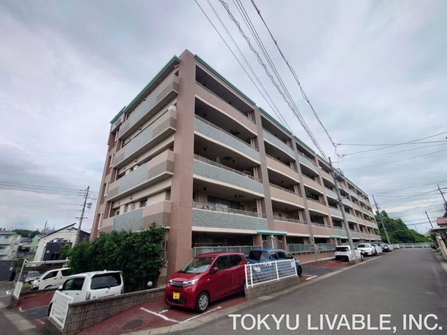 3LDK apartment in Nisshin, Aichi - Photo 1