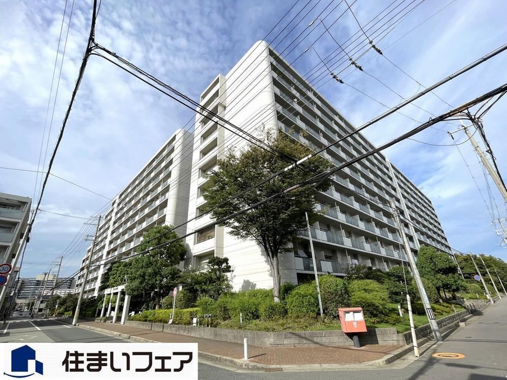 4LDK apartment in Amagasaki, Hyogo - Photo 1