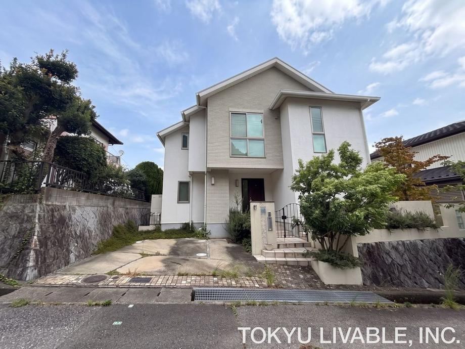 4LDK+S house in Takarazuka, Hyogo - Photo 1