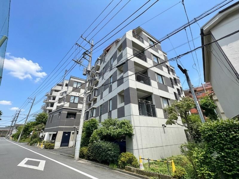 2LDK apartment in Edogawa Ward, Tokyo - Photo 1