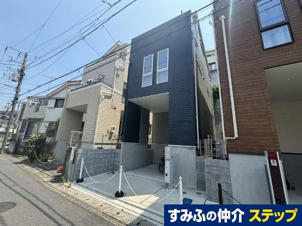 2LDK+S house in Isogo Ward, Yokohama, Kanagawa - Photo 1