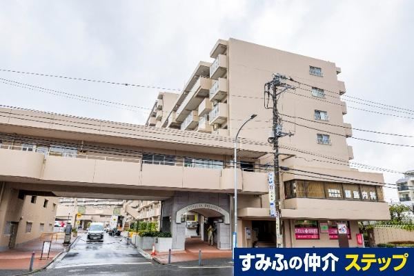 3LDK apartment in Totsuka Ward, Yokohama, Kanagawa - Photo 1
