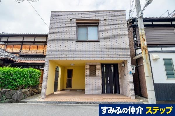 5LDK house in Higashisumiyoshi Ward, Osaka - Photo 1