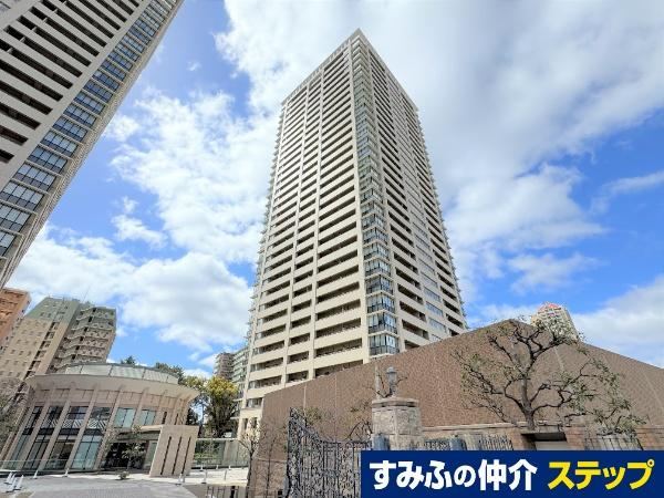 2LDK apartment in Takarazuka, Hyogo - Photo 1