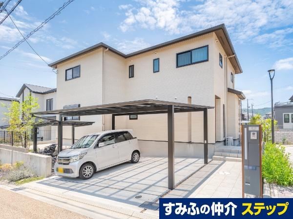 6LDK house in Takarazuka, Hyogo - Photo 1