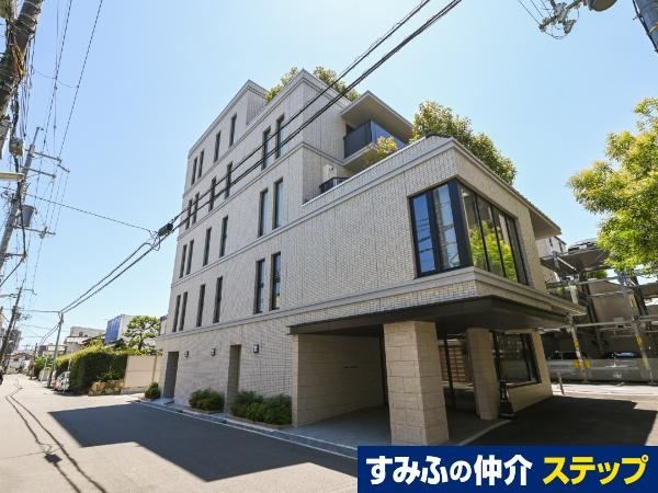 2LDK apartment in Ikeda, Osaka - Photo 1