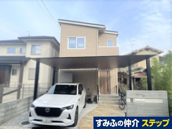 4LDK house in Kashiba, Nara - Photo 1
