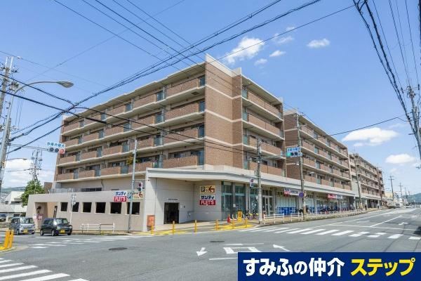 4LDK apartment in Kammaki, Kitakatsuragi District, Nara - Photo 1