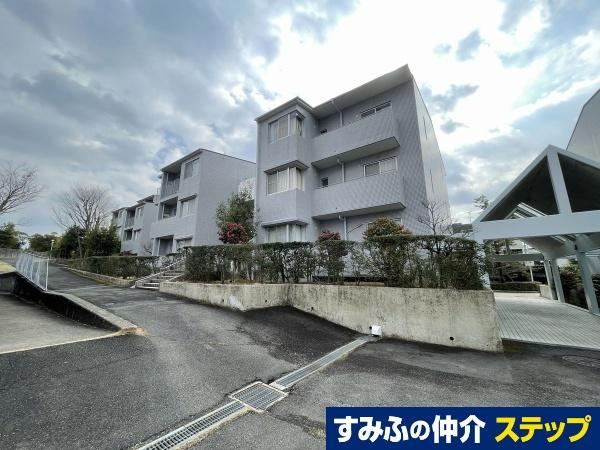 4LDK apartment in Nara, Nara - Photo 1