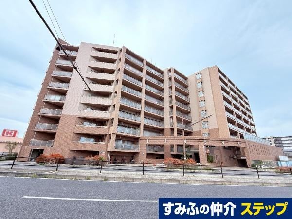 4LDK apartment in Nara, Nara - Photo 1