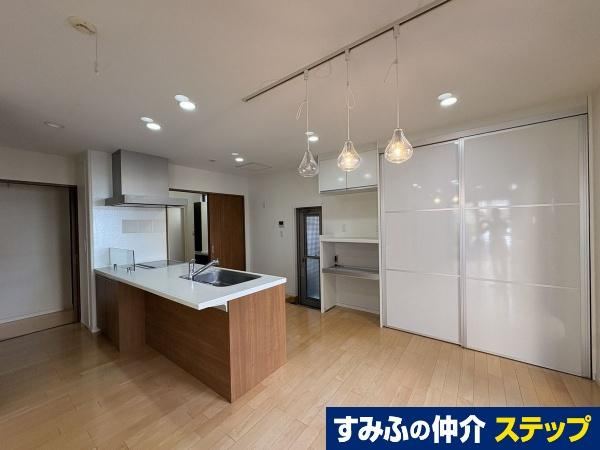5LDK+S house in Yasu, Shiga - Photo 1