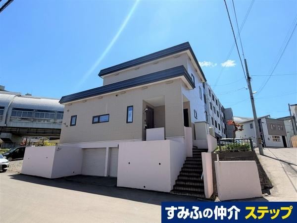 4LDK house in Toyohira Ward, Sapporo, Hokkaido - Photo 1