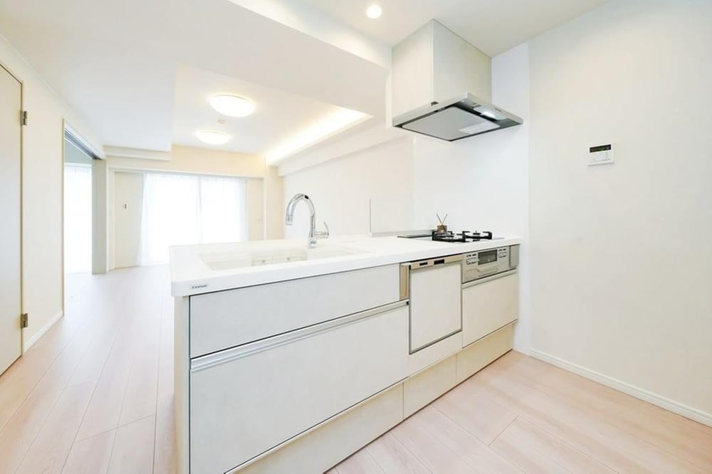 3LDK apartment in Funabashi, Chiba - Photo 1