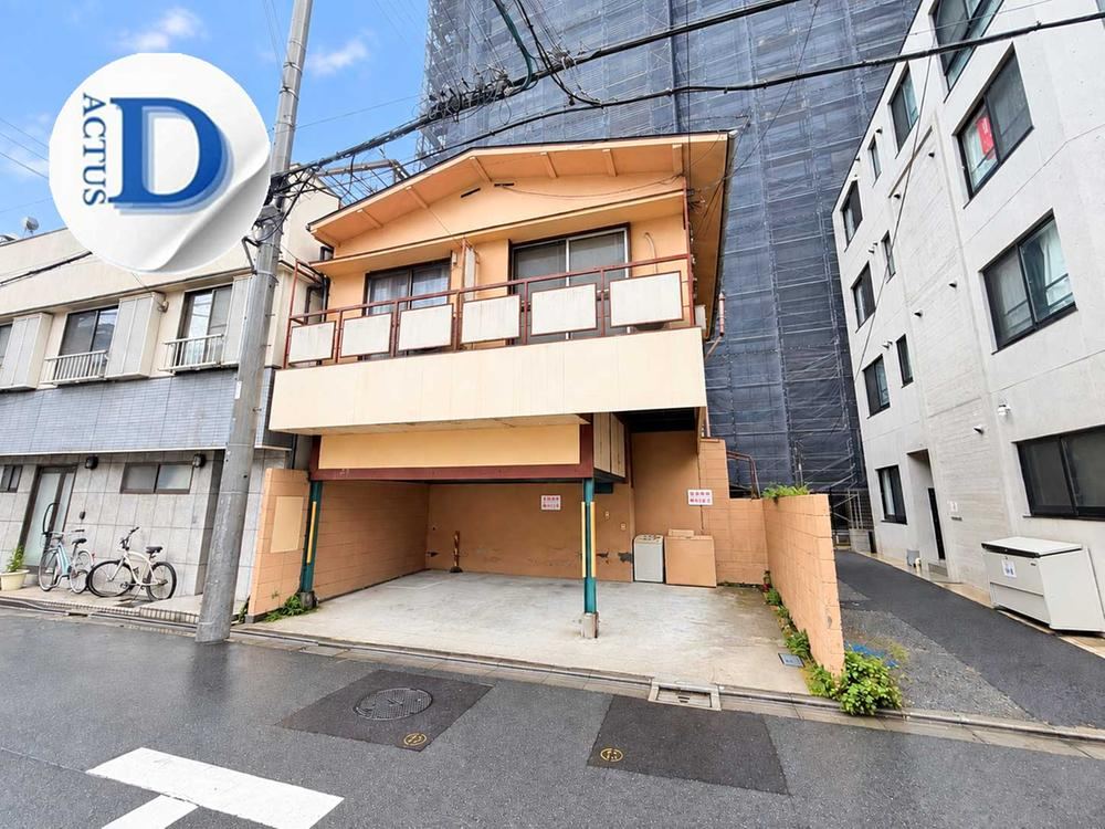 54 m² land in Shinjuku Ward, Tokyo - Photo 1