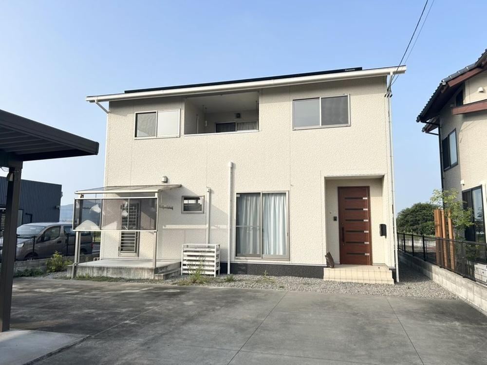 4LDK+S house in Kanonji, Kagawa - Photo 1