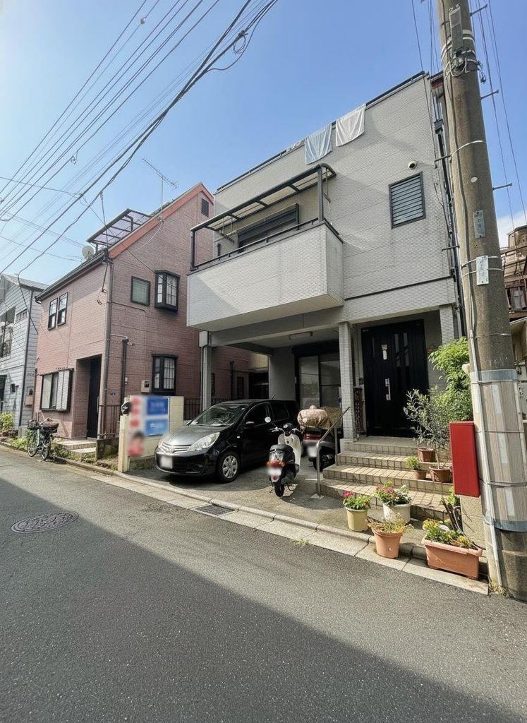 7LDK+S house in Asaka, Saitama - Photo 1