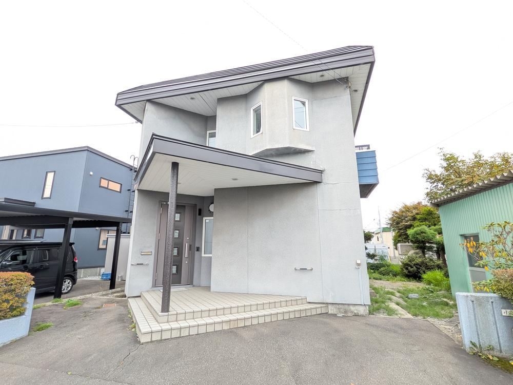 4LDK house in Asahikawa, Hokkaido - Photo 1