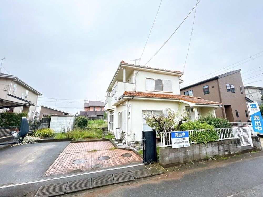 4LDK house in Toride, Ibaraki - Photo 1