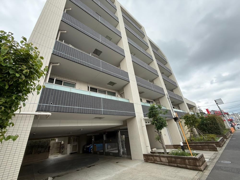 3LDK apartment in Nerima Ward, Tokyo - Photo 1