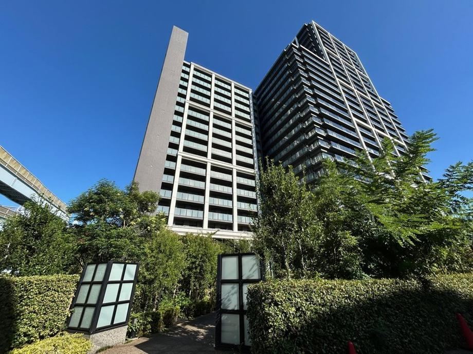 3LDK apartment in Shinagawa Ward, Tokyo - Photo 1