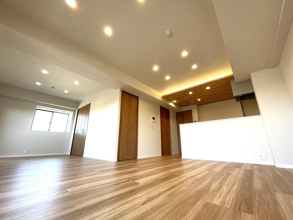 3LDK apartment in Toda, Saitama - Photo 1