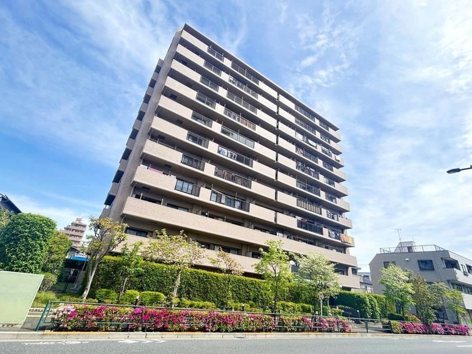 3LDK apartment in Itabashi Ward, Tokyo - Photo 1