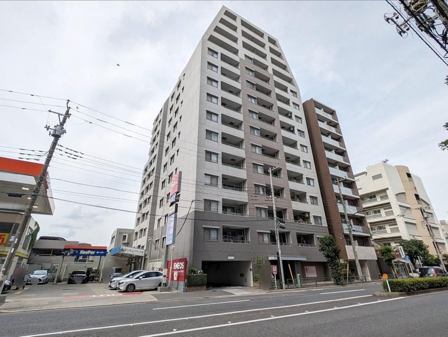 3LDK apartment in Koto Ward, Tokyo - Photo 1