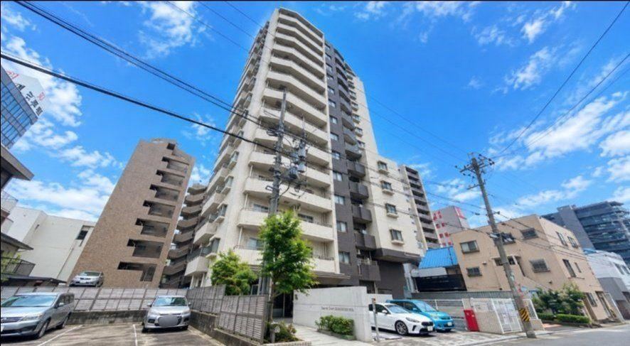 3LDK apartment in Atsuta Ward, Nagoya, Aichi - Photo 1