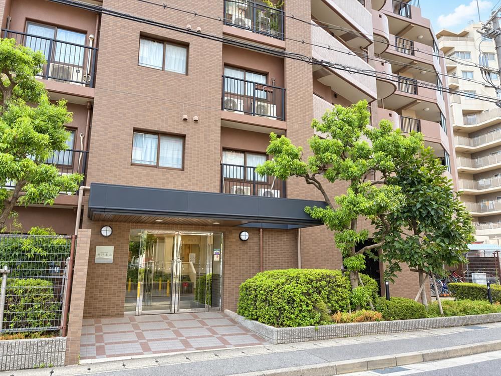 3LDK apartment in Higashinada Ward, Kobe, Hyogo - Photo 1