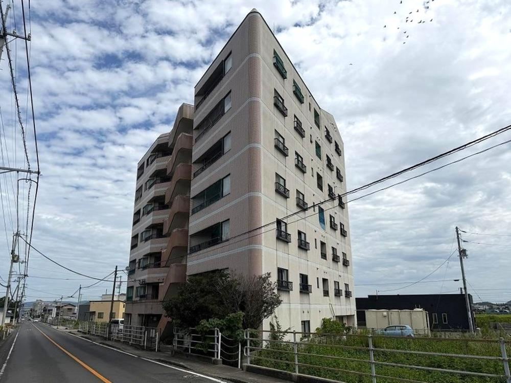3LDK apartment in Takamatsu, Kagawa - Photo 1