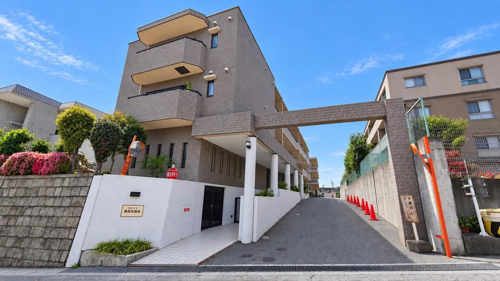 3LDK apartment in Kawanishi, Hyogo - Photo 1