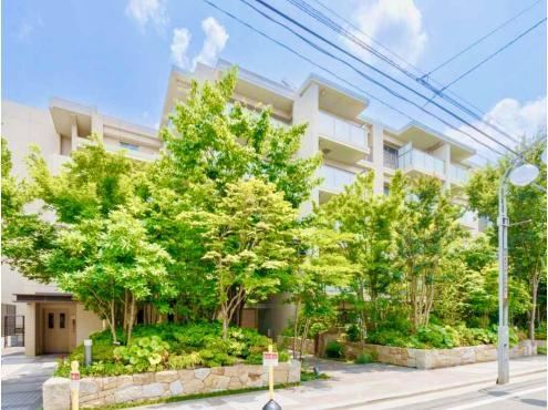 3LDK apartment in Setagaya Ward, Tokyo - Photo 1