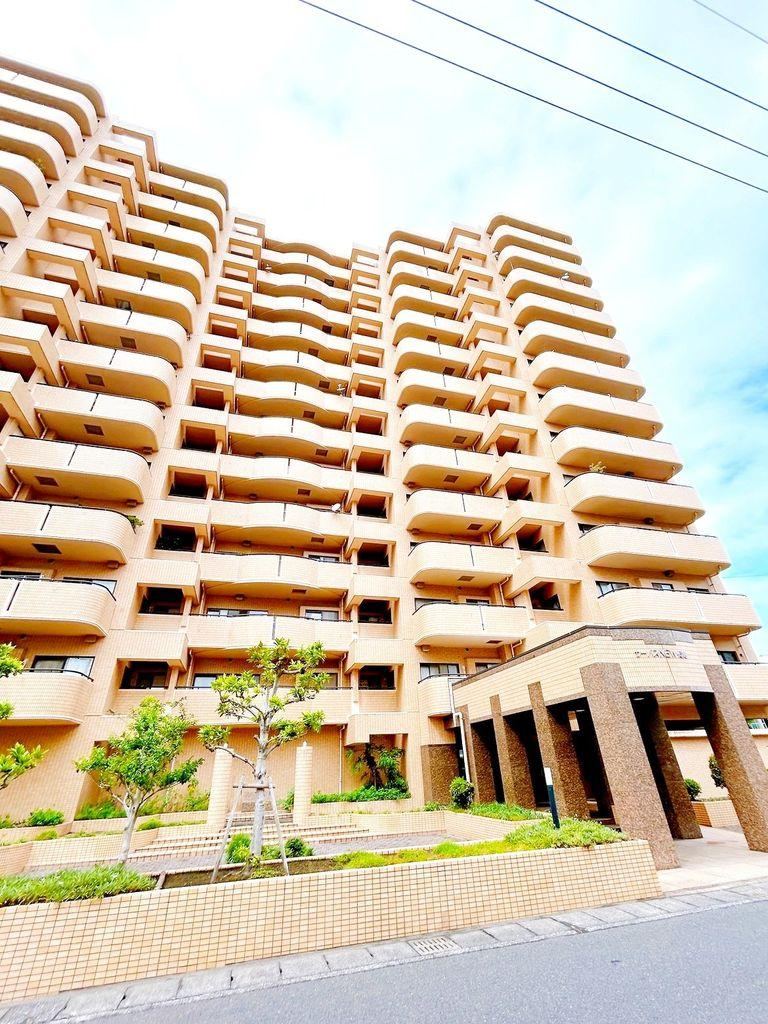 3LDK apartment in Kagoshima, Kagoshima - Photo 1