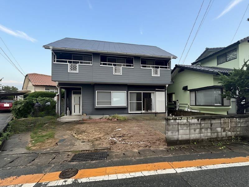 4LDK house in Shimonoseki, Yamaguchi - Photo 1