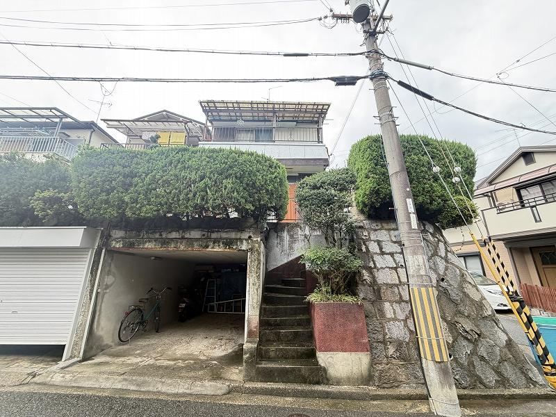 3LDK house in Neyagawa, Osaka - Photo 1