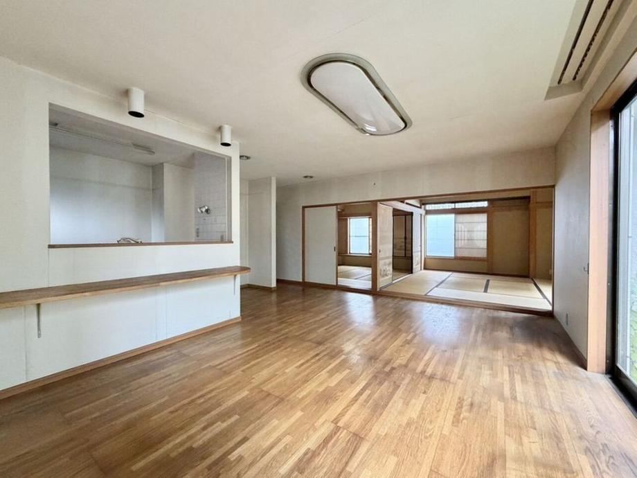 5LDK+S house in Kashiwa, Chiba - Photo 1